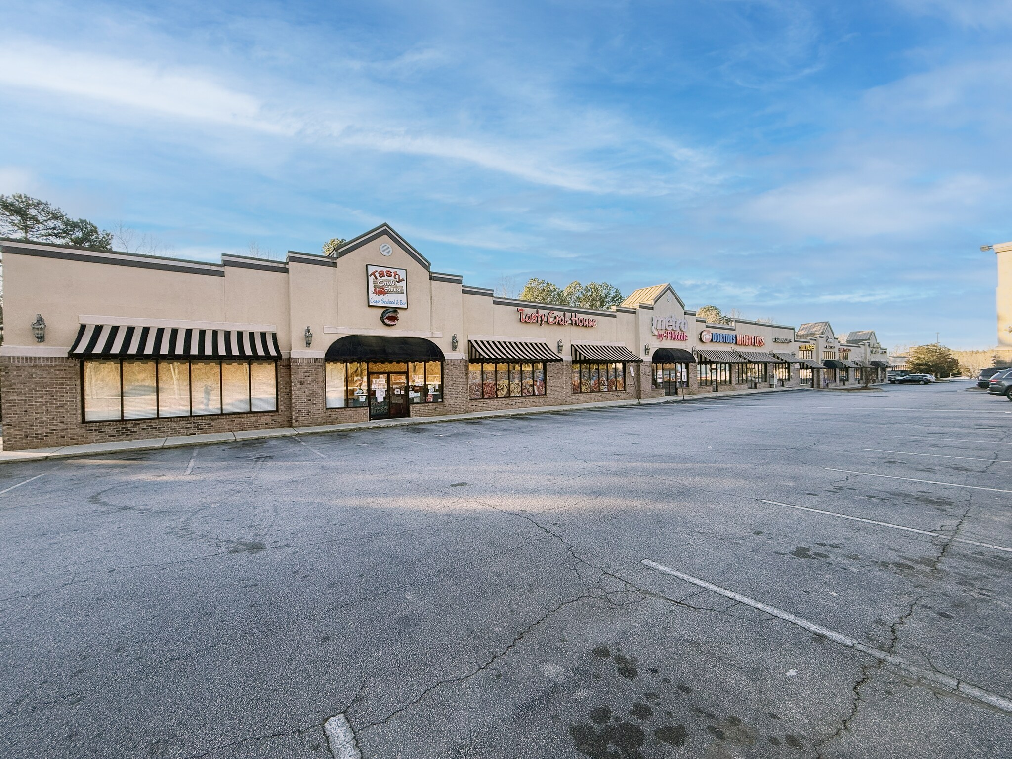 6880 Douglas Blvd, Douglasville, GA à louer Photo principale– Image 1 sur 13