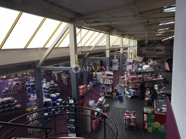 Local commercial dans Yutz à louer - Photo de l’immeuble – Image 2 sur 5