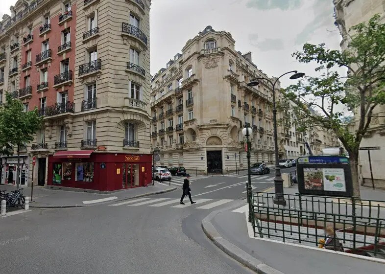 Bureau dans Paris à louer Photo de l’immeuble– Image 1 sur 5