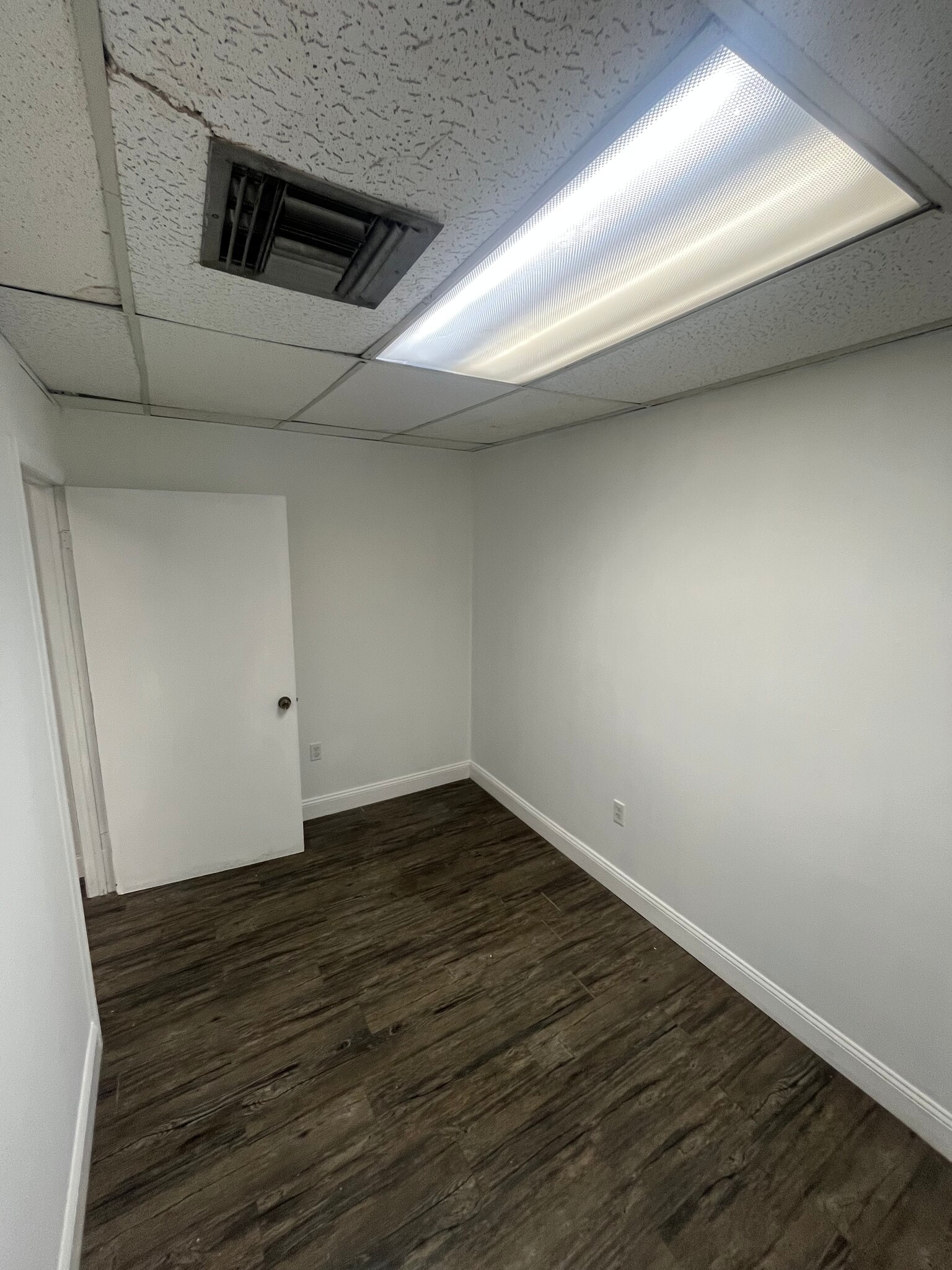 160 NW 176th St, Miami Gardens, FL à louer Photo intérieure– Image 1 sur 4