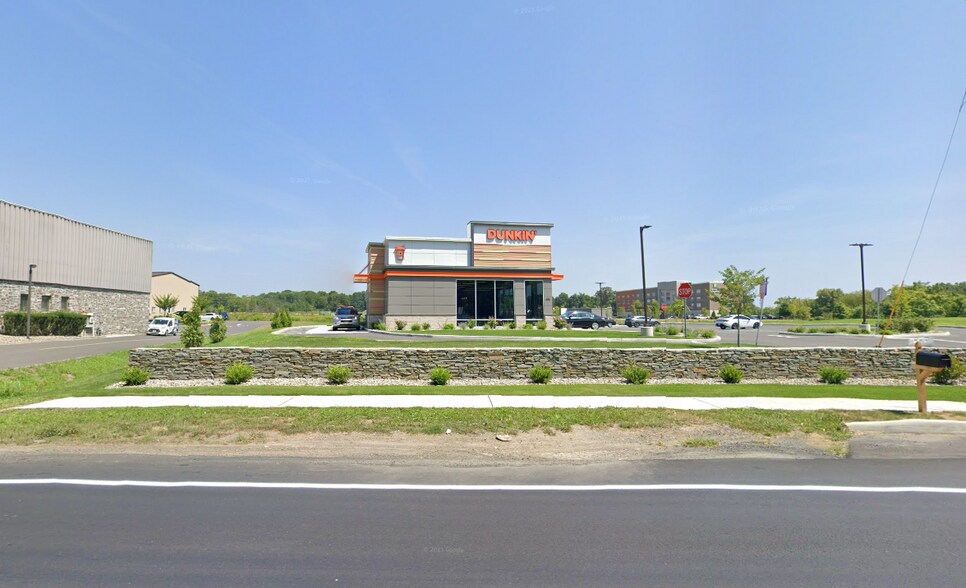 595 Main St, Middletown, NY à louer - Photo de l’immeuble – Image 3 sur 3