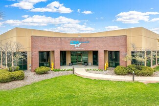 Plus de détails pour 2050-2080 Finley Rd, Lombard, IL - Bureau à louer