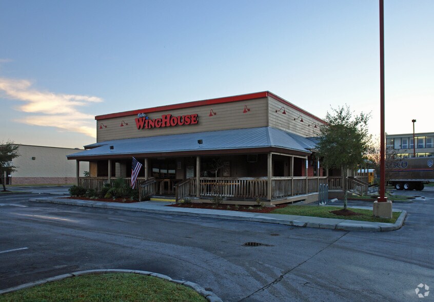 3789 Kirkman Rd, Orlando, FL à louer - Photo de l’immeuble – Image 2 sur 9