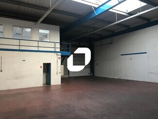 Plus de détails pour Bureau, Local d'activités à louer