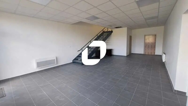 Local d'activités dans Buchelay à vendre - Photo de l’immeuble – Image 3 sur 6