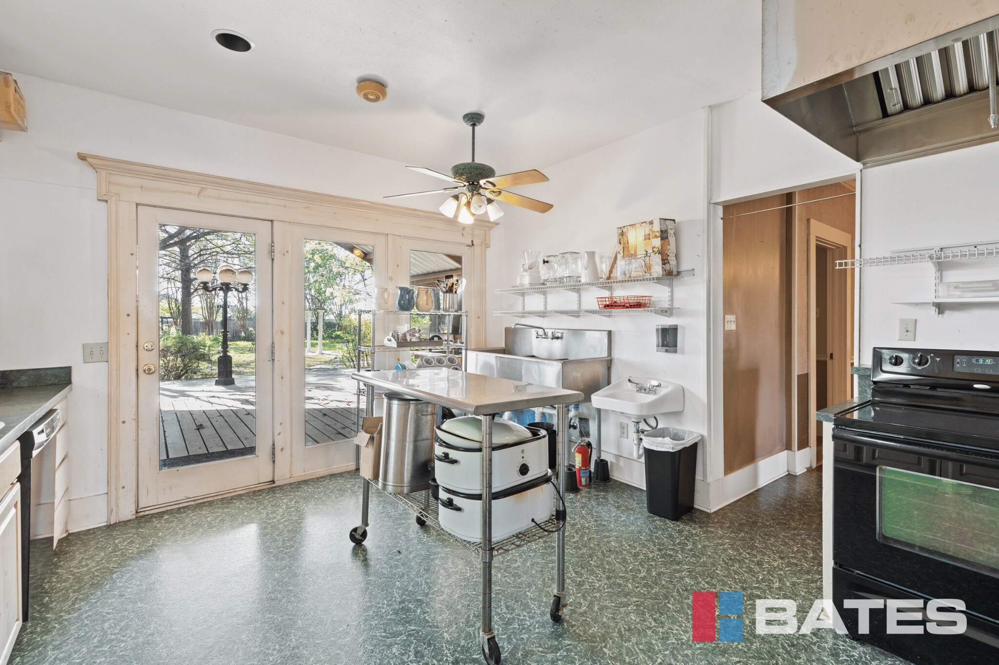 3708 N Highway 77, Waxahachie, TX à vendre Photo de l’immeuble– Image 1 sur 10