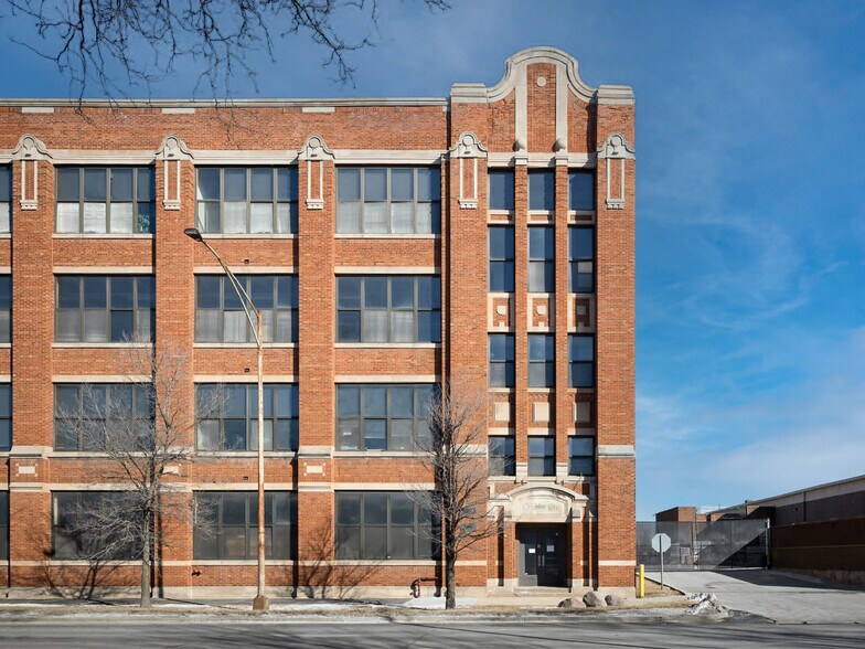 4501 S Western Blvd, Chicago, IL à louer - Photo de l’immeuble – Image 2 sur 3