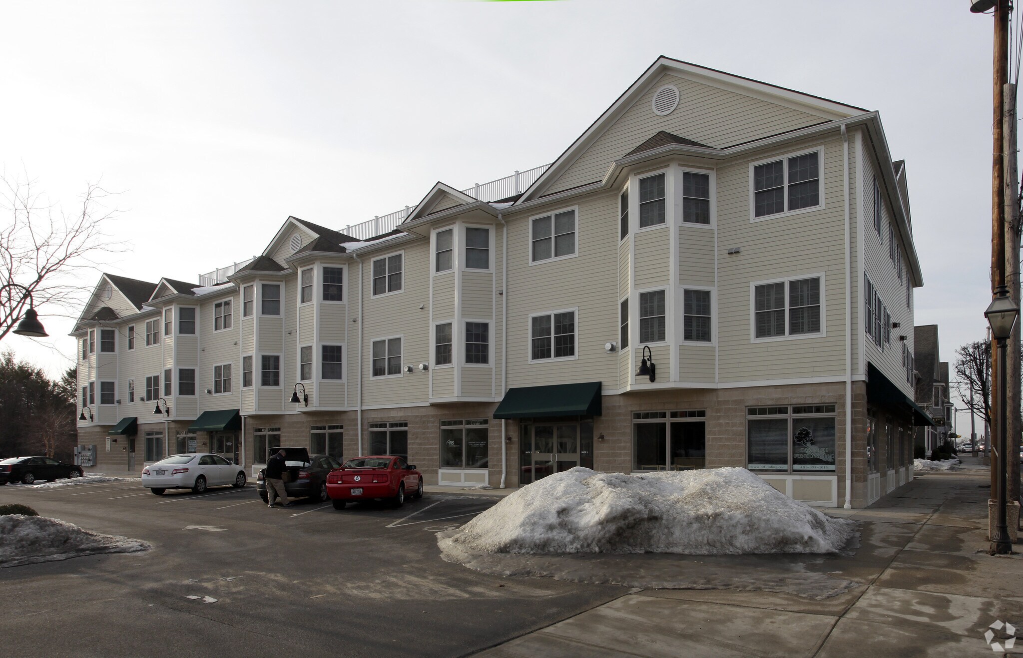 620 Main St, East Greenwich, RI à louer Photo principale– Image 1 sur 6