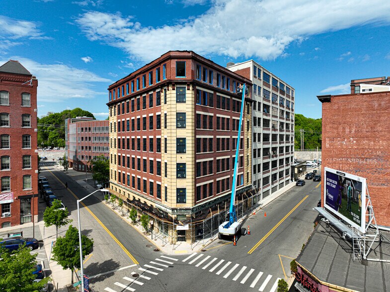 86 Essex St, Haverhill, MA à louer - Photo de l’immeuble – Image 1 sur 1