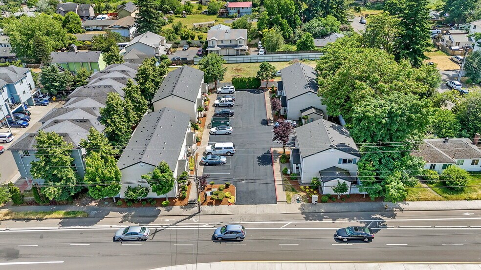 13334 SE Division St, Portland, OR à vendre - Photo de l’immeuble – Image 2 sur 15