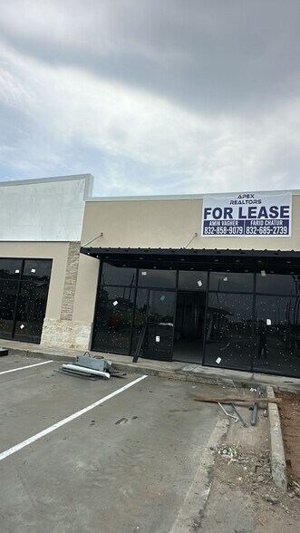 18695 Clay Rd, Houston, TX à louer - Photo de l’immeuble – Image 2 sur 3