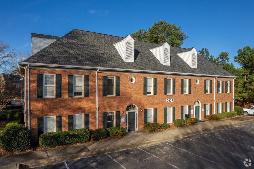 2623 Sandy Plains Rd, Marietta, GA à louer - Photo principale – Image 1 sur 9