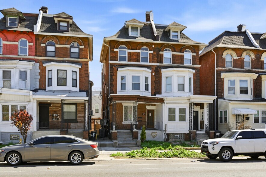 1829 N 33rd St, Philadelphia, PA à vendre - Photo de l’immeuble – Image 2 sur 23