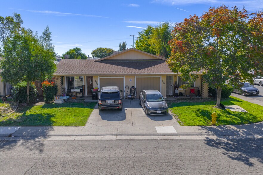 4900 Summerwood Cir, Sacramento, CA à vendre - Photo de l’immeuble – Image 2 sur 10
