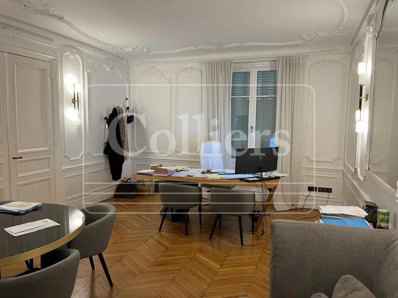 10 Rue Théodule Ribot, Paris à louer - Photo de l’immeuble – Image 3 sur 8