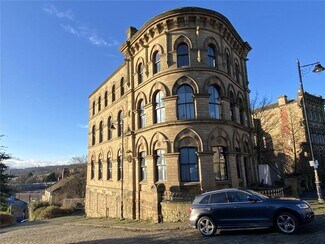 Plus de détails pour 40 Station Rd, Batley - Bureau à vendre