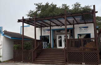 Plus de détails pour 1224 S Main St, Boerne, TX - Local commercial à vendre