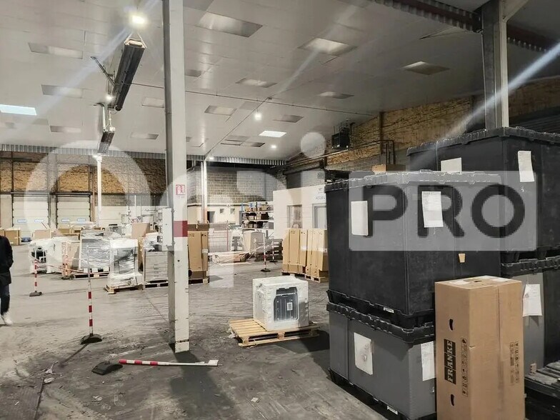 Industriel/Logistique dans Reims à louer - Photo de l’immeuble – Image 2 sur 5