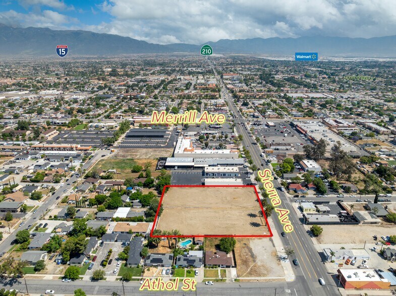 Sierra Ave, Fontana, CA à vendre - Photo de l’immeuble – Image 1 sur 6