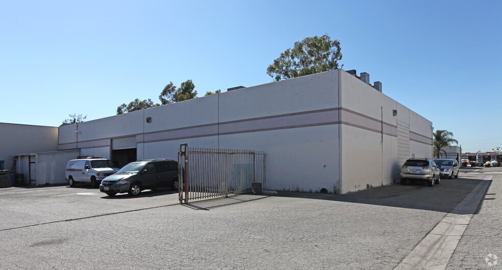 1940 Frank Stiles St, South El Monte, CA à louer - Photo de l’immeuble – Image 3 sur 9