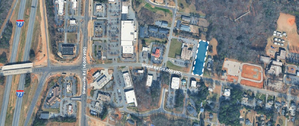 10711 Gilead rd, Huntersville, NC à vendre - Photo de l’immeuble – Image 2 sur 3