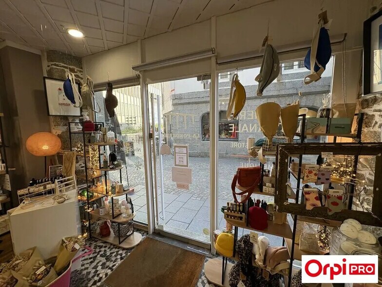 Local commercial dans Saint-Brieuc à vendre - Photo intérieure – Image 3 sur 3