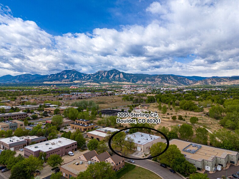 3095 Sterling Cir, Boulder, CO à louer - Photo de l’immeuble – Image 3 sur 8