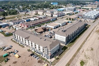 8106 Fraser Av, Fort McMurray, AB - VUE AÉRIENNE  vue de carte