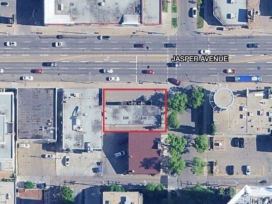 11715 Jasper Ave NW, Edmonton, AB à vendre - Aérien – Image 2 sur 4