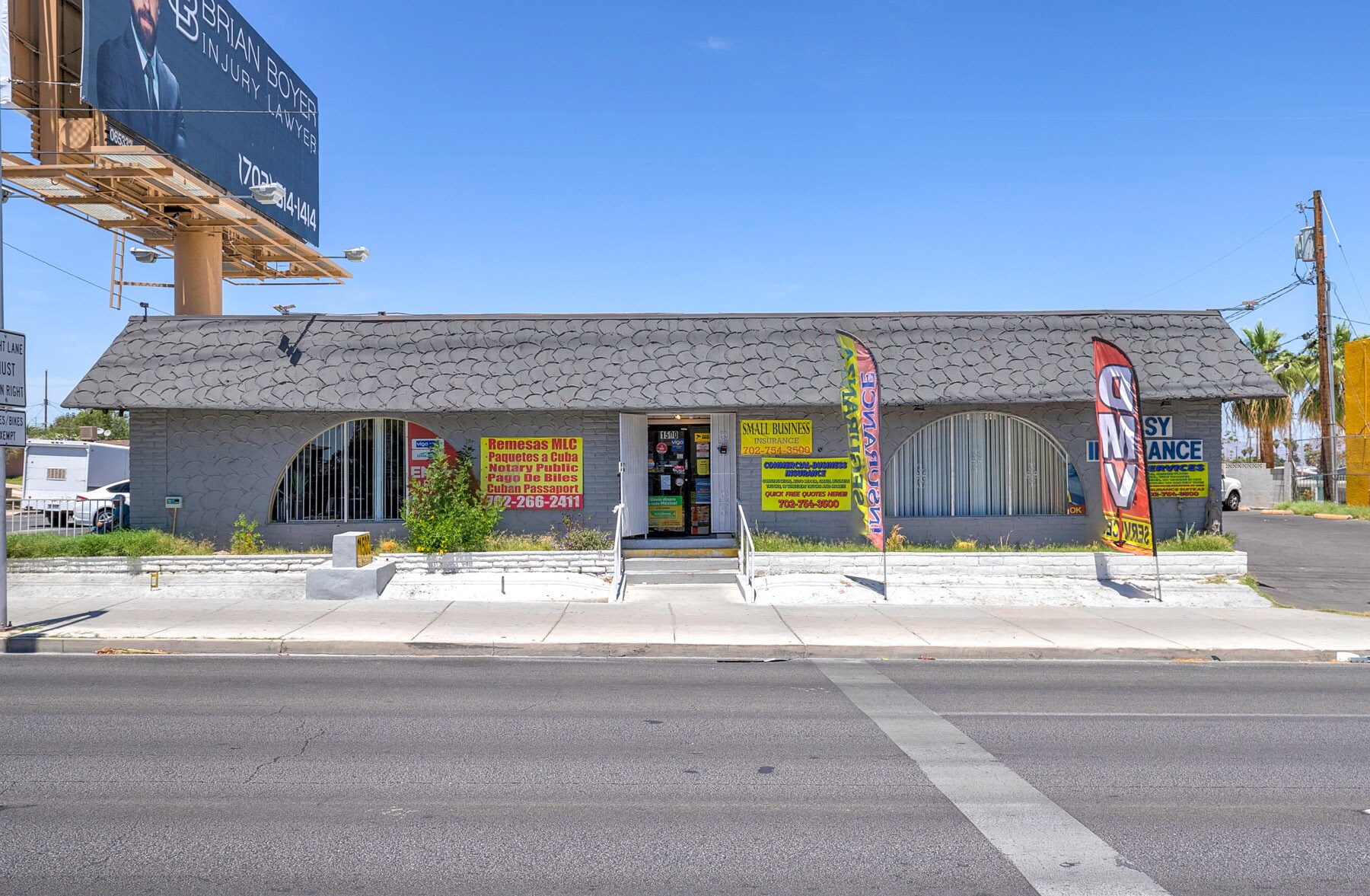 1500 E Sahara Ave, Las Vegas, NV à vendre Photo de l’immeuble– Image 1 sur 10