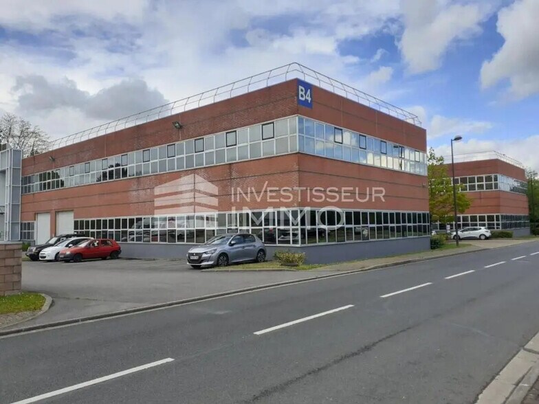 Bureau dans Saint-Thibault-des-Vignes à louer - Photo de l’immeuble – Image 1 sur 5