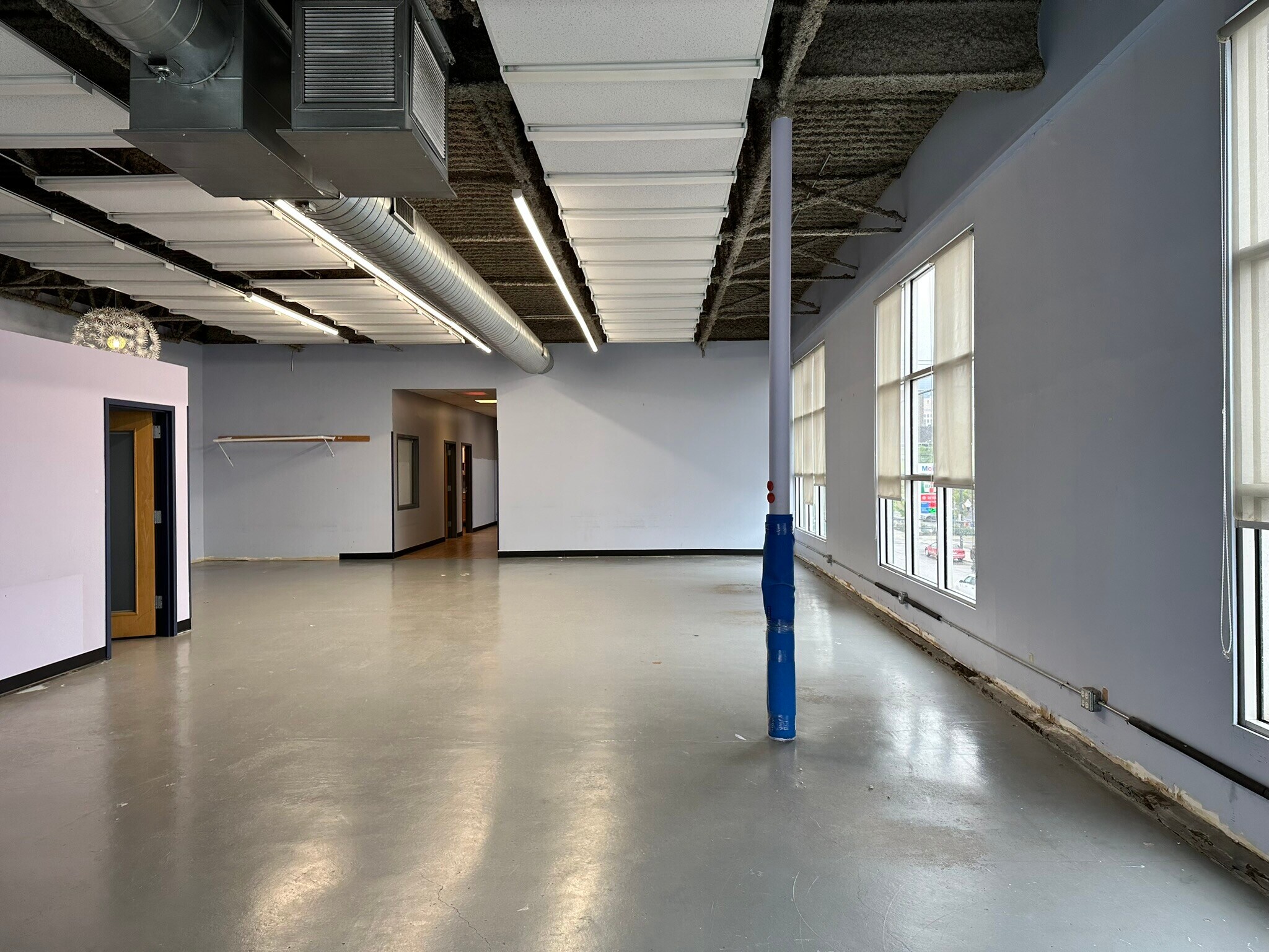 600-614 W Roosevelt Rd, Chicago, IL à louer Photo de l’immeuble– Image 1 sur 8