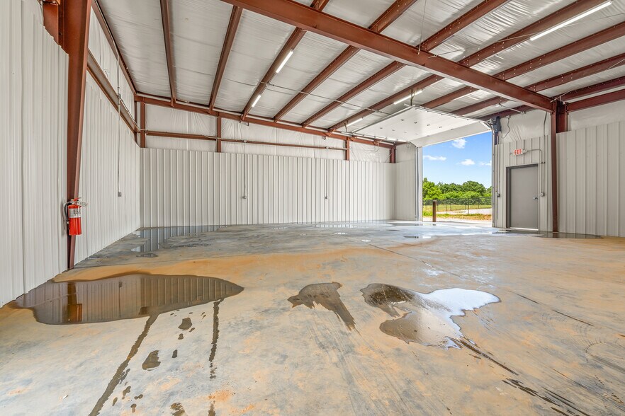 12960 Grant Place, Bentonville, AR à louer - Photo de l’immeuble – Image 3 sur 13