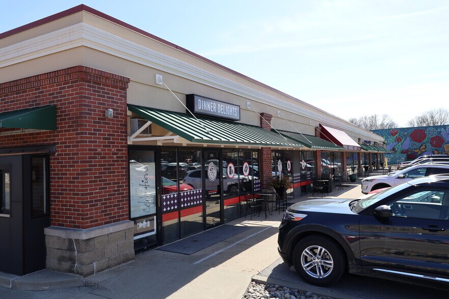 2701-2745 Beaver Ave, Des Moines, IA à louer - Photo de l’immeuble – Image 2 sur 7
