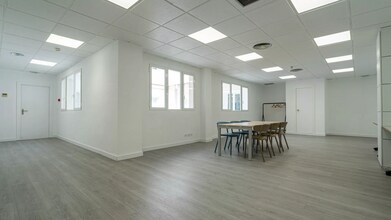 Bureau dans Alcobendas, Madrid à louer Photo intérieure– Image 2 sur 15