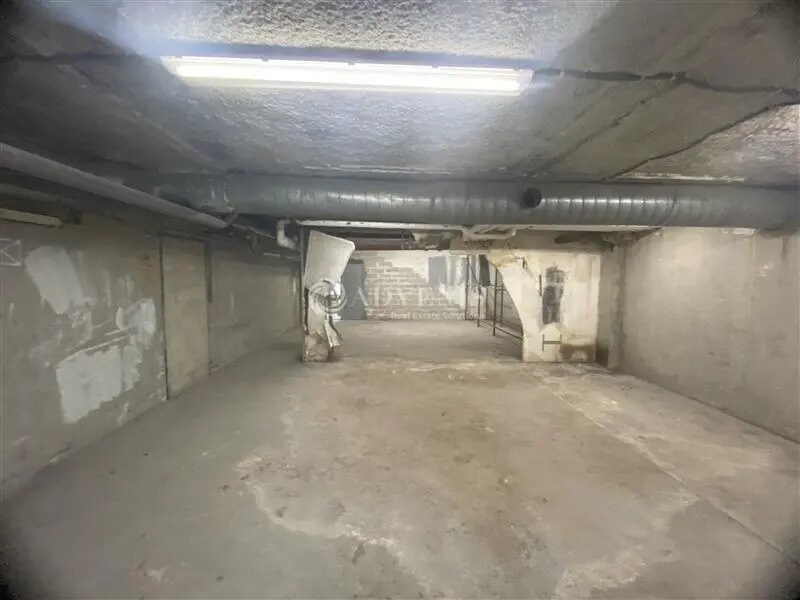 Local d'activités dans Maisons-Alfort à vendre Photo de l’immeuble– Image 1 sur 7