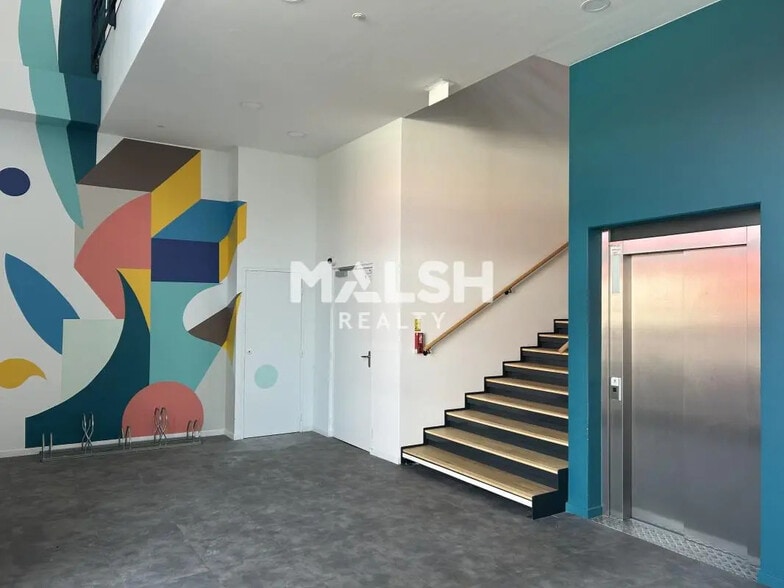 Bureau dans Saint-Priest à louer - Photo de l’immeuble – Image 3 sur 13