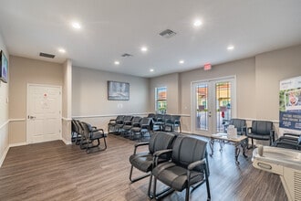 920 Cypress Village Blvd, Ruskin, FL à louer Photo intérieure– Image 1 sur 4