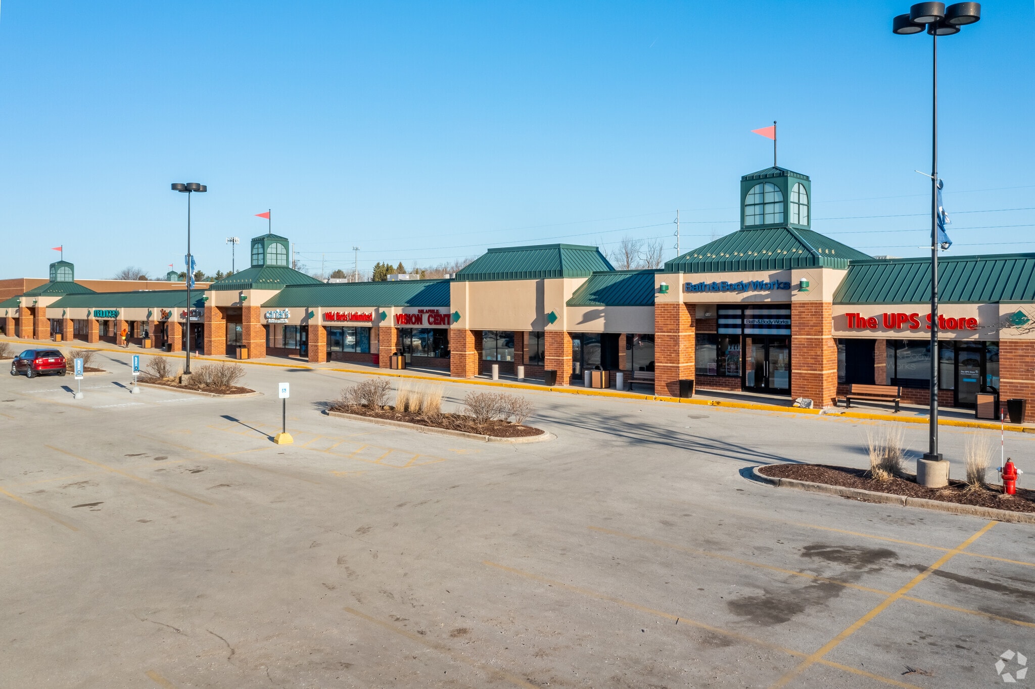 3107-3293 Golf Rd, Delafield, WI à louer Photo principale– Image 1 sur 17