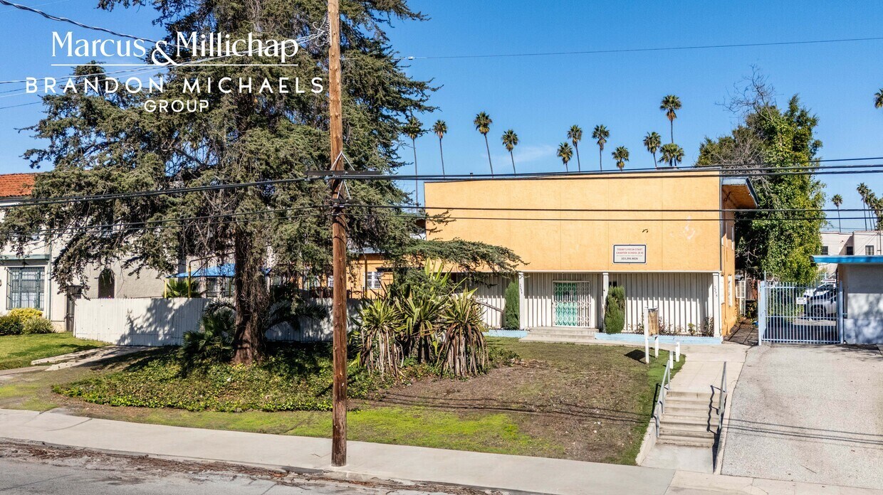 2255 W Adams Blvd, Los Angeles, CA à vendre Photo principale– Image 1 sur 9