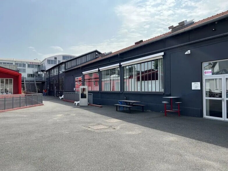 35-37 Rue Gabriel Péri, Issy-les-Moulineaux à louer - Photo de l’immeuble – Image 2 sur 9