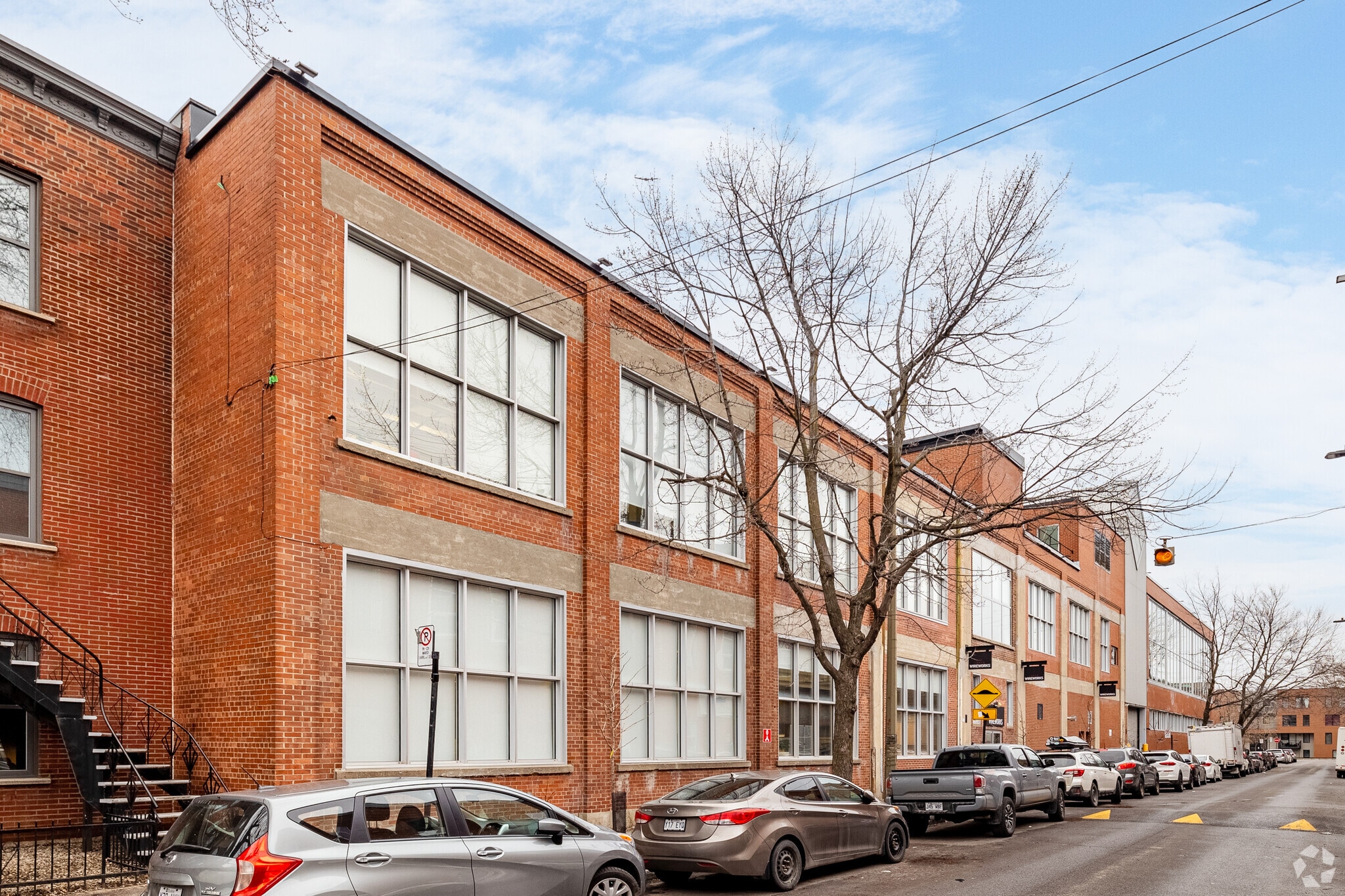 4760 Rue Acorn, Montréal, QC à louer Photo principale– Image 1 sur 17