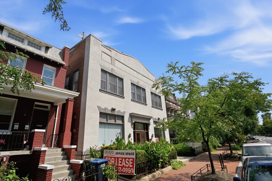 316 F St NE, Washington, DC à louer - Photo de l’immeuble – Image 3 sur 10