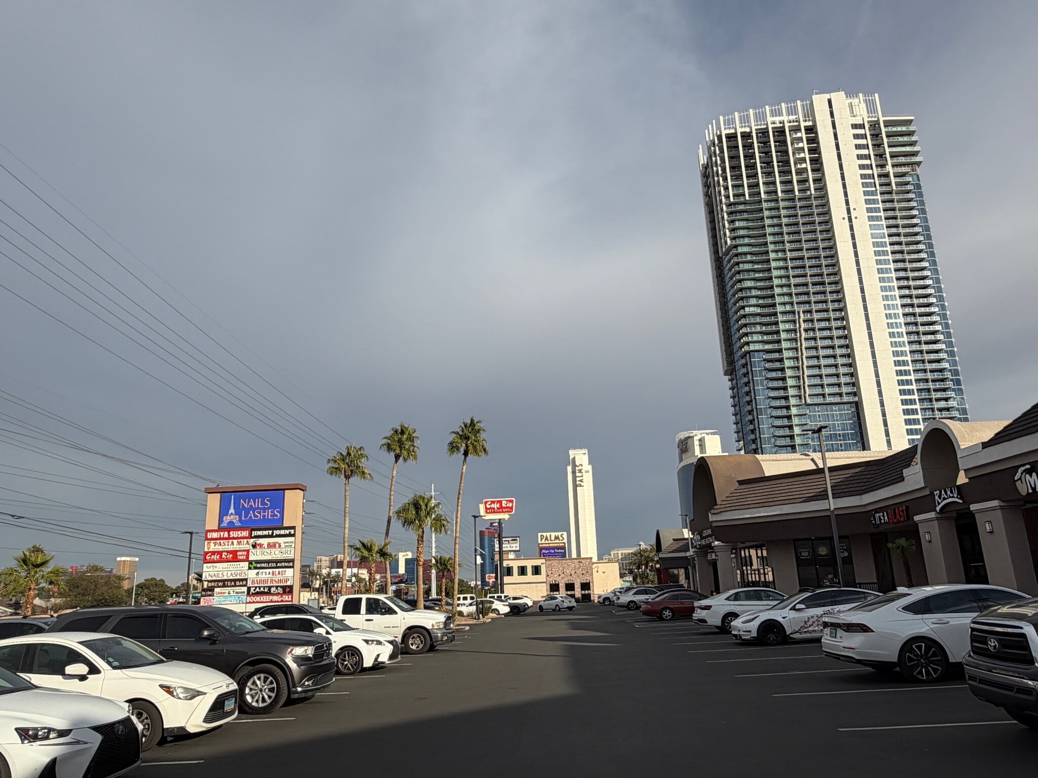 4405-4469 W Flamingo Rd, Las Vegas, NV à louer Photo principale– Image 1 sur 6