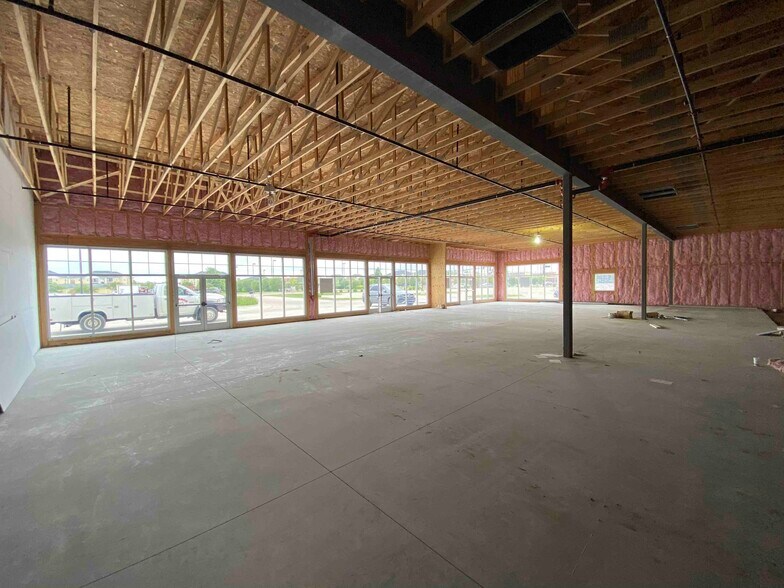 408 W Town Center Blvd, Champaign, IL à louer - Photo intérieure – Image 3 sur 5