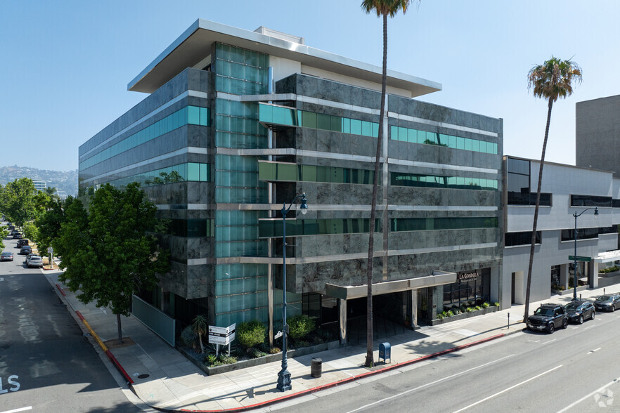 9025 Wilshire Blvd, Beverly Hills, CA à louer - Photo de l’immeuble – Image 1 sur 36