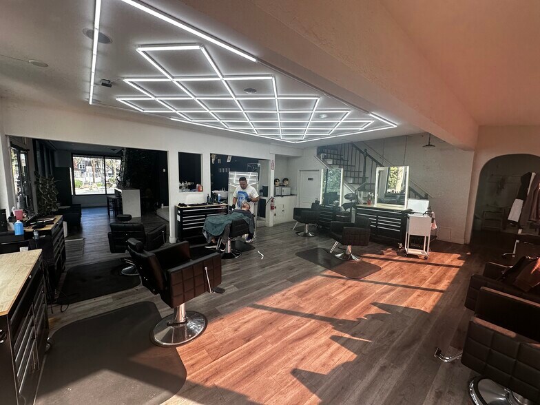 1000 Lincoln Ave, San Jose, CA à louer - Photo de l’immeuble – Image 3 sur 12