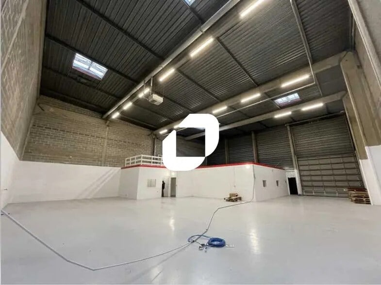 12/14 Avenue Francois Sommer, Antony à louer - Photo de l’immeuble – Image 1 sur 10