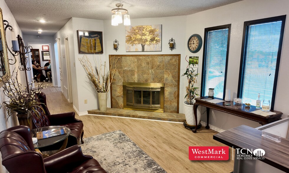8008 Slide Rd, Lubbock, TX à vendre - Photo de l’immeuble – Image 2 sur 9
