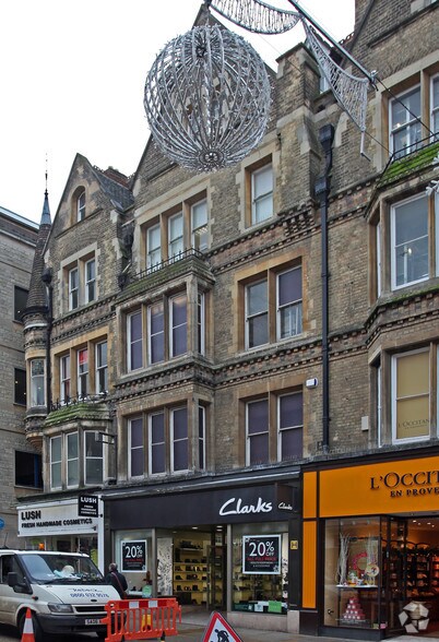 48-50 Cornmarket St, Oxford à vendre - Photo de l’immeuble – Image 2 sur 4